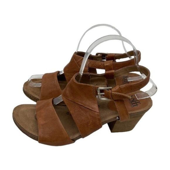 NEW Sofft Melina Size 9.5 Leather Buckle Ankle Strap Open Toe Block Heel Sandals - Picture 5 of 16